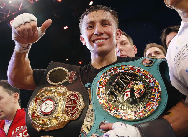 Геннадий Головкин с чемпионскими поясами