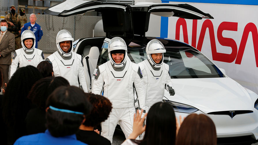 Перед&nbsp;запуском пилотируемого корабля Crew Dragon с&nbsp;мыса Канаверал, штат Флорида, США, 15 ноября 2020 года
