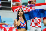 Модель Ивана Кнолл, бывшая «Мисс Хорватия», во время матча 1/4 финала чемпионата мира по футболу FIFA 2018 между сборными России и Хорватии в Сочи, 7 июля 2018 года