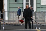 Композитор Виктор Дробыш у Дома союзов, где проходит церемония прощания с бывшим президентом СССР Михаилом Горбачевым, 3 сентября 2022 года