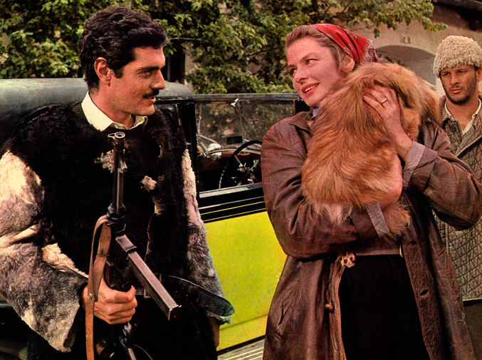 Омар Шариф и Ингрид Бергман в фильме «Желтый роллс-ройс» (1964)