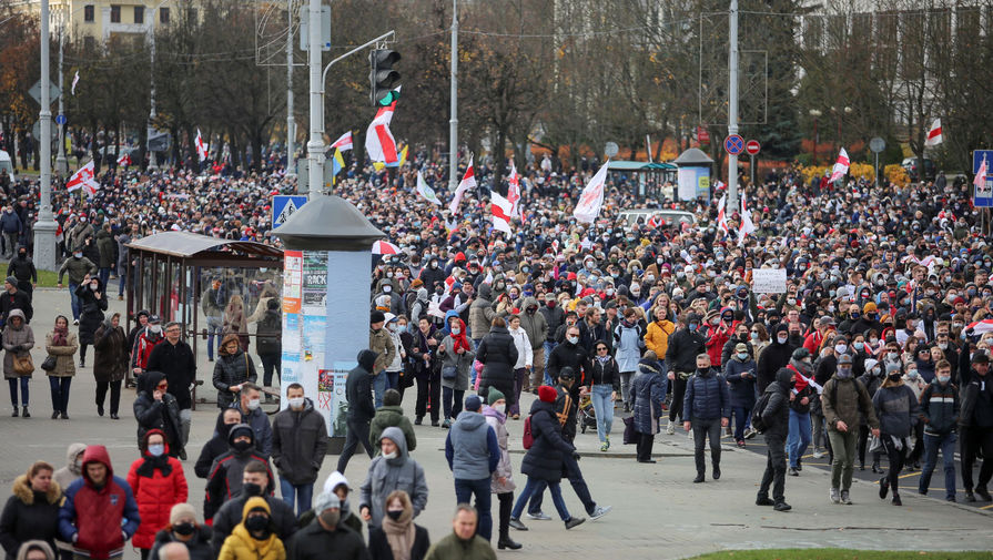 Участники акции протеста в Минске, 1 ноября 2020 года