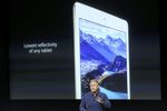 Фил Шиллер на презентации новых планшетов iPad Air 2 и iPad mini 3