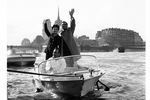 Актеры Клодин Оже и Омар Шариф в Париже, 1966 год 