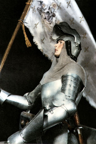 Ингрид Бергман в фильме «Жанна д'Арк» (1948)