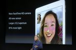 Фил Шиллер на презентации новых планшетов iPad Air 2 и iPad mini 3