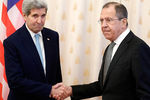Госсекретарь США Джон Керри и министр иностранных дел России Сергей Лавров во время встречи в особняке МИД Российской Федерации