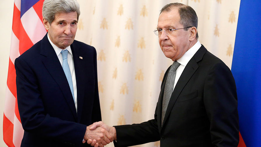 Госсекретарь США Джон Керри и министр иностранных дел России Сергей Лавров во время встречи в&nbsp;особняке МИД Российской Федерации