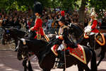 Принц Уильям (слева) и принцесса Анна во время парада Trooping the Colour в Лондоне, 2 июня 2022 года