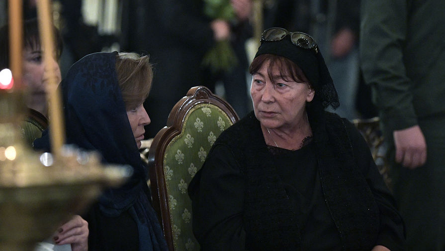 Вдова С. Говорухина Галина на&nbsp;церемонии прощания с&nbsp;актером, кинорежиссером, сценаристом, продюсером, публицистом, политическим и общественным деятелем, депутатом Государственной Думы РФ, председателем комитета Госдумы по&nbsp;культуре Станиславом Говорухиным в&nbsp;Преображенской церкви храма Христа Спасителя, 16 июня 2018 года