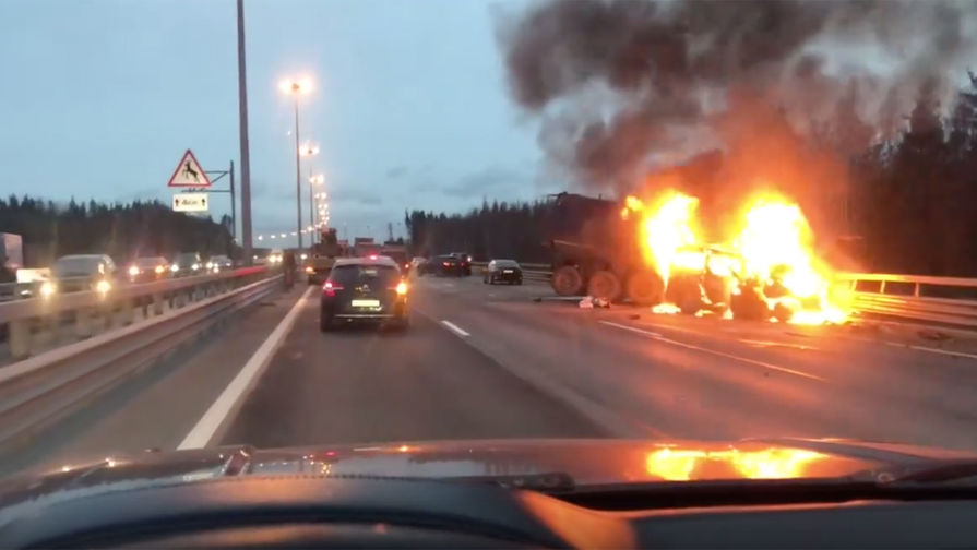 Последствия ДТП в Санкт-Петербурге, 27 октября 2018 года