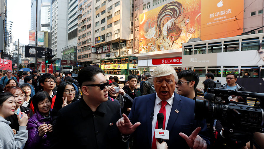 Двойники Дональда Трампа и Ким Чен Ына в&nbsp;Гонконге, 25&nbsp;января 2017&nbsp;года