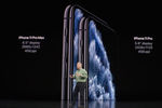 Новые iPhone 11 Pro Max и iPhone 11 Pro на презентации компании Apple, 10 сентября 2019 года