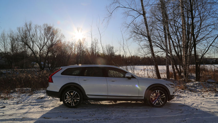 Габариты V90 Cross Country 4939x1879x1543 (ДхШхВ)