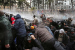 Во время протестов в Тбилиси, 18 ноября 2019 года