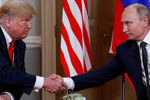 Президент США Дональд Трамп и президент России Владимир Путин во время встречи в Хельсинки, 16 июля 2018 года