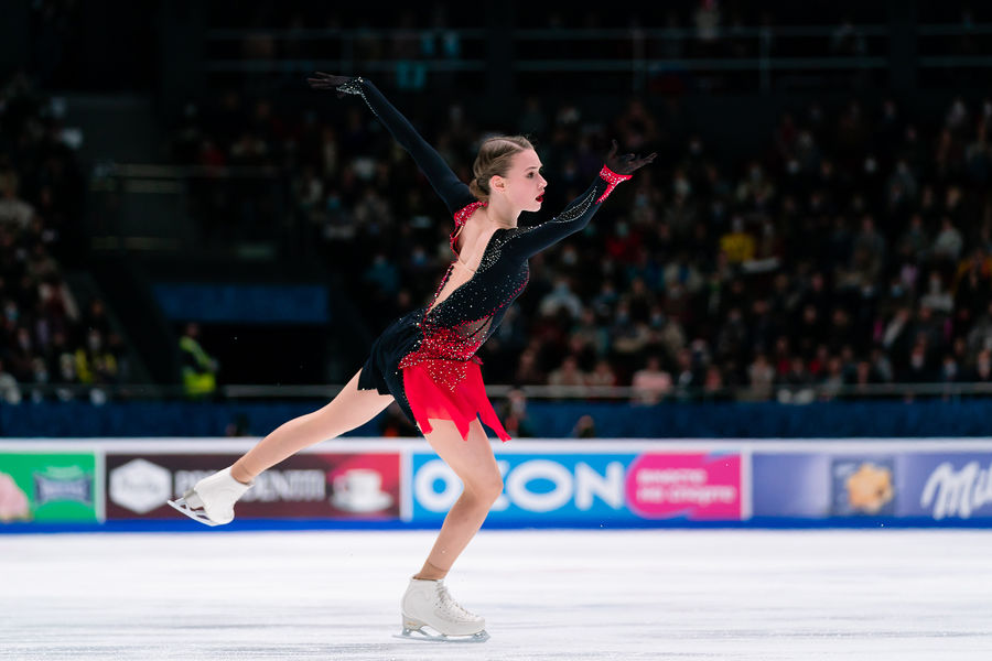 Майя Хромых выступает в&nbsp;произвольной программе на&nbsp;чемпионате России &mdash; 2022
