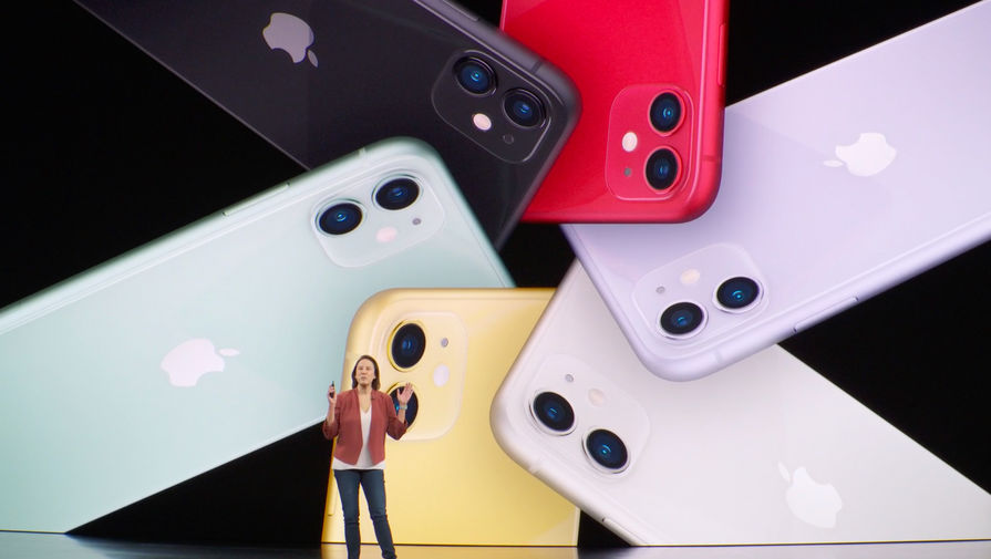 Новые iPhone 11 на презентации компании Apple, 10 сентября 2019 года
