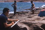 Художник Таир Салахов с семьей у моря, 1971 год