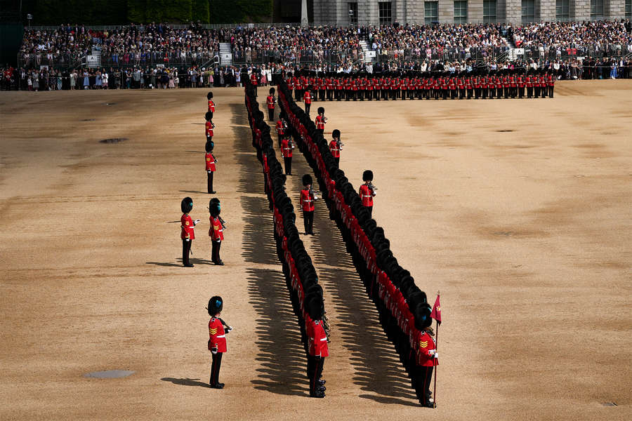 Члены полка Королевской гвардейской дивизии во время парада Trooping the Colour в&nbsp;Лондоне, 2&nbsp;июня 2022&nbsp;года