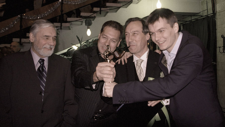 2002 год. Актерская династия Янковских: Ростислав, Игорь, Олег и Филипп (слева направо)