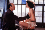 Актеры Мишель Пикколи и Фанни Ардан в кадре из фильма «Шестерка» (1986)