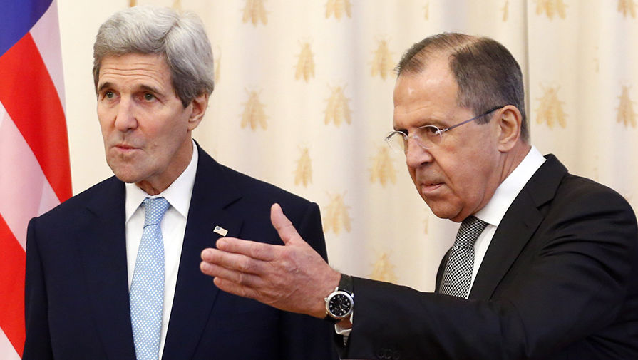 Госсекретарь США Джон Керри и министр иностранных дел России Сергей Лавров во время встречи в&nbsp;особняке МИД Российской Федерации