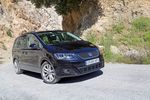 На дорогах Испании автомобили местной марки Seat встречаются примерно также часто, как «Лады» в России. Впрочем, у испанцев явно больше повода гордиться своим автопромом, хоть и переживающим тяжелые времена. 