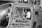 Актриса.Марианна Фейтфулл и солист группы The Rolling Stones Мик Джаггер перед полетом на вертолете. 31 июля 1967 года