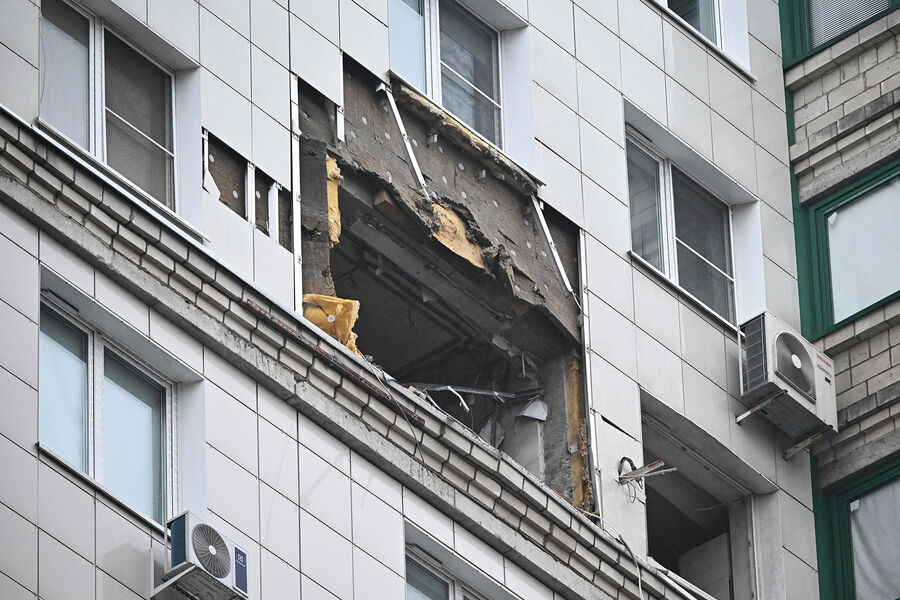 Жилой дом, поврежденный в&nbsp;результате атаки БПЛА в&nbsp;Красногорске, 24&nbsp;октября 2025&nbsp;года 