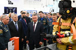 Глава МЧС Евгений Зиничев на выставке XIII Международного салона «Комплексная безопасность-2021» в военно-патриотическом парке «Патриот»