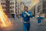 <b>«Фантастическая четверка: Первые шаги» (The Fantastic Four: First Steps), реж. Мэтт Шекман</b>
<br><br>
<b>Где и когда смотреть:</b> в кино (параллельный прокат) — с 2 августа
<br><br>
Блокбастер ознаменует полноценный дебют «Четверки» в Киновселенной Marvel. В ролях — Педро Паскаль («Нарко»), Ванесса Кирби («Корона») и Джозеф Куинн («Очень странные дела»).