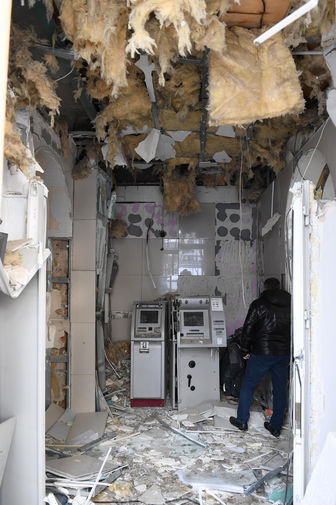 Последствия взрыва в&nbsp;помещении банка в&nbsp;Первомайском районе Новосибирска, 22 января 2019 года