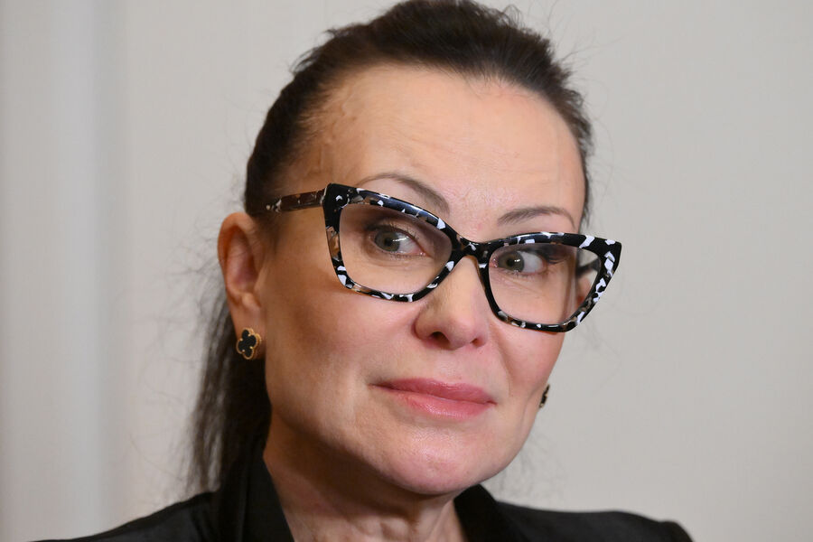 Актриса Нонна Гришаева во время церемонии прощания с&nbsp;народным артистом России Владимиром Симоновым в&nbsp;Театре им. Евгения Вахтангова в&nbsp;Москве, 12&nbsp;ноября 2025&nbsp;года