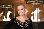 Актриса Марина Зудина перед началом бала дебютанток журнала Tatler в Доме Пашкова