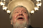 Режиссер Сергей Соловьев на премьере своего фильма «Одноклассники», 2010 год