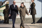 Президент США Джо Байден и президент Украины Владимир Зеленский во время встречи в Киеве, 20 февраля 2023 года