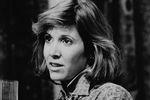 <b>Ханна и ее сестры (1986)</b>
<br><br>
Удачным сотрудничеством для Кэрри Фишер стала роль в комедии Вуди Аллена «Ханна и ее сестры», удостоившейся трех премий «Оскар». Повествование разбито на три сюжетные линии и преимущественно держится на взаимоотношениях главных героинь и их избранников, сама Фишер предстала в роли соперницы на прослушиваниях одной из сестер