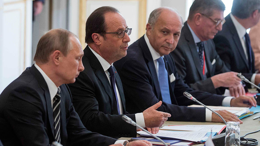 Путин и Олланд на встрече «нормандской четверки»