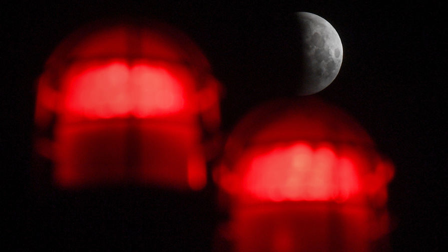 Лунное затмение над&nbsp;Новосибирском, 27 июля 2018 года