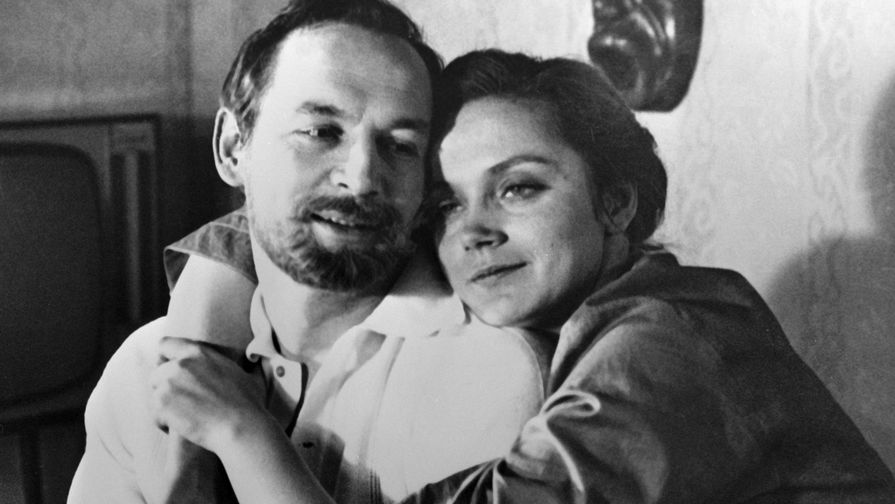 Актриса Ирина Купченко в&nbsp;роли Жени и актер Василий Лановой в&nbsp;роли Николая в&nbsp;фильме Юлия Райзмана &laquo;Странная женщина&raquo;, 1978&nbsp;год 
