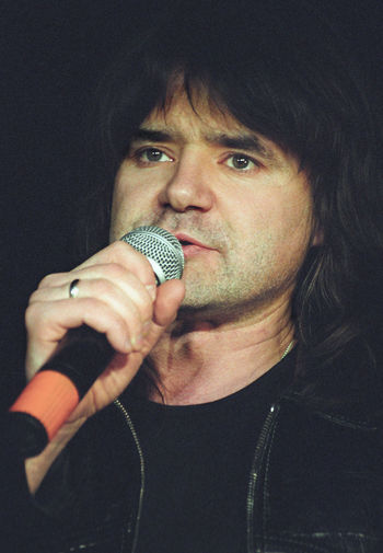 Эстрадный певец Евгений Осин, 2003 год
