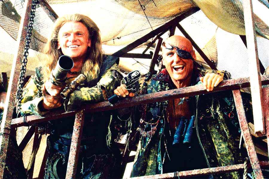 Кадр из&nbsp;фильма «Водный мир» (1995)