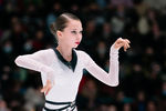 Ксения Синицына выступает в произвольной программе на чемпионате России — 2022