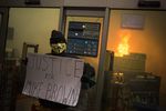 Протестующие на улицах Фергюсона