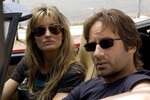 <b>«Блудливая Калифорния» (2007 — 2014)</b>
<br><br>
И вновь Духовны играет писателя (кстати, впоследствии у него и правда вышло несколько романов). Его герой Хэнк Муди переезжает из Нью-Йорка в Лос-Анджелес, где готовятся экранизировать его последнее произведение. И напрасно: фильм не удался — и Хэнка настигают творческий кризис, развод и сопутствующие этим печальным явлениям алкоголь и беспорядочные половые связи. 