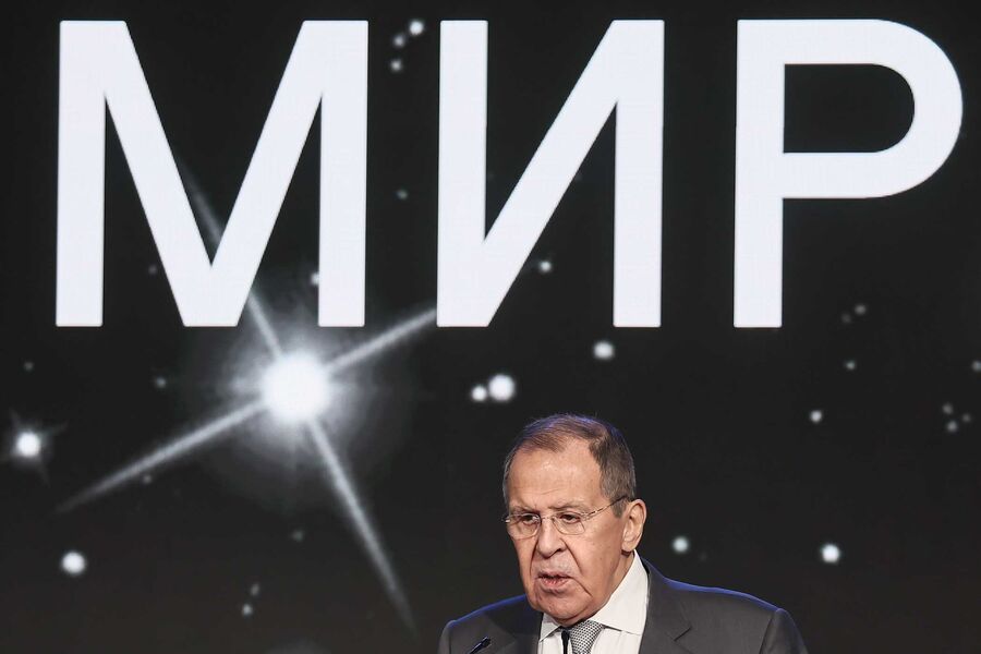 Сергей Лавров на&nbsp;Международном научно-фантастическом симпозиуме &laquo;Создавая будущее&raquo; в&nbsp;Национальном центре &laquo;Россия&raquo;, 2024&nbsp;год