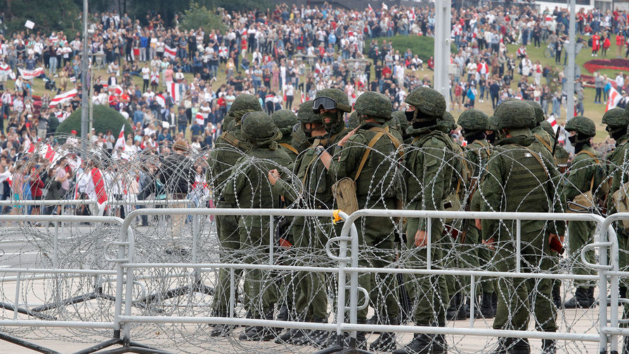 Во время акции протеста в Минске, 23 августа 2020 года