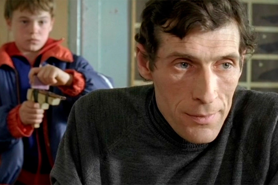 Кадр из&nbsp;сериала &laquo;Громовы&raquo; (2006)