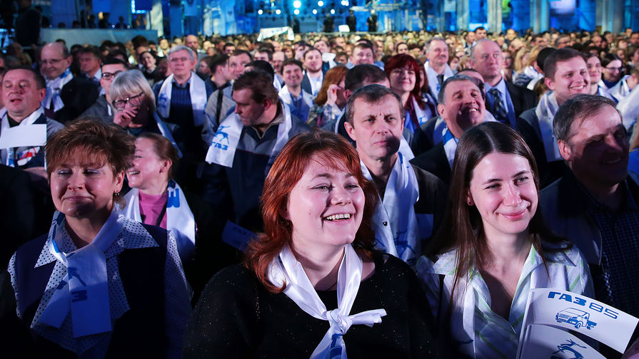 Владимир Путин на митинге, посвященном 85-летию Горьковского автомобильного завода в Нижнем Новгороде, 6 декабря 2017 года